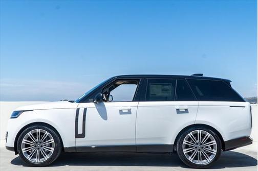 2025 Land Rover Range Rover SE