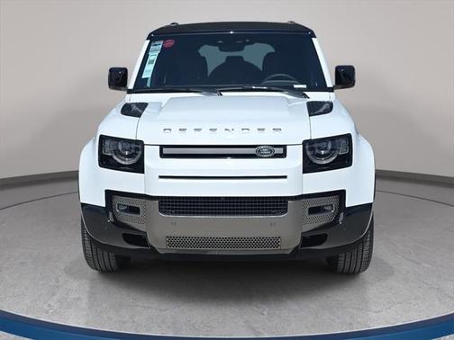 2025 Land Rover Defender X-Dynamic SE