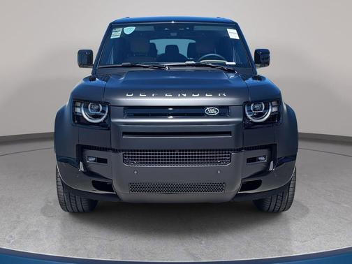 2026 Land Rover Defender X-Dynamic SE