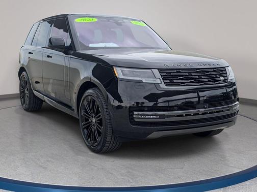 Santorini Black Metallic 2023 Land Rover Range Rover SE