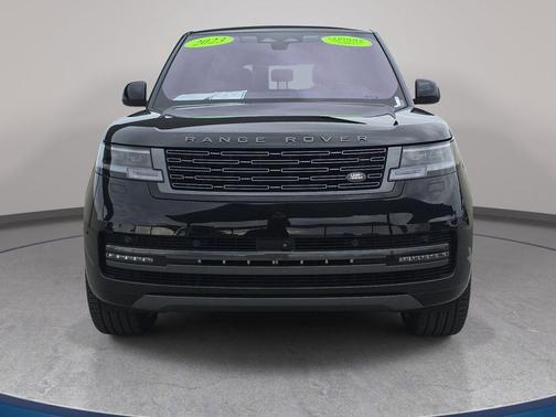 Santorini Black Metallic 2023 Land Rover Range Rover SE