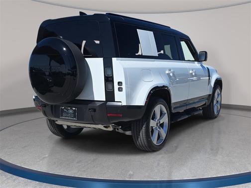 2026 Land Rover Defender X-Dynamic SE