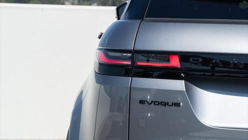 2025 Land Rover Range Rover Evoque S