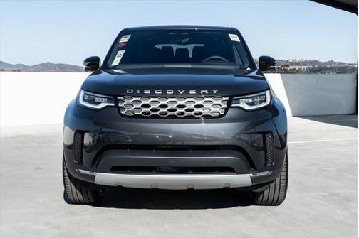 2025 Land Rover Discovery S