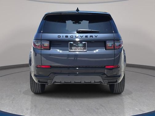 2025 Land Rover Discovery Sport SE