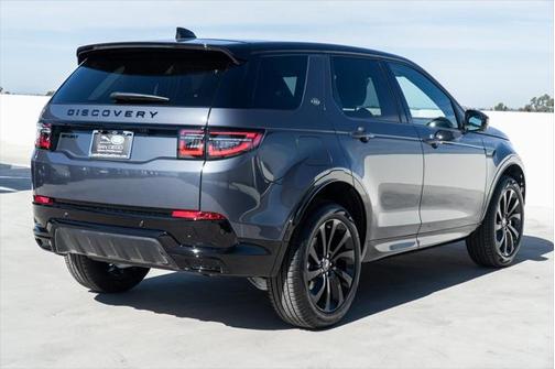 2025 Land Rover Discovery Sport SE