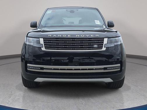 Santorini Black 2026 Land Rover Range Rover SE