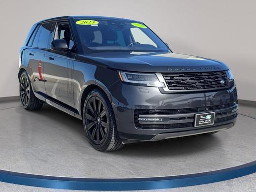 2023 Land Rover Range Rover SE