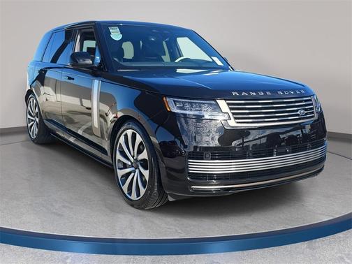 2026 Land Rover Range Rover SV