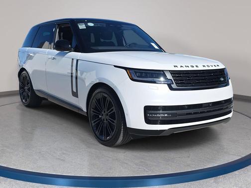 2026 Land Rover Range Rover SE