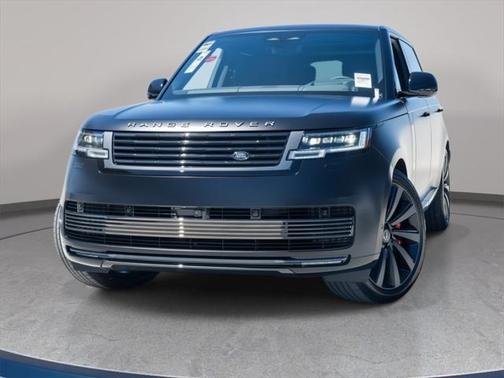 2025 Land Rover Range Rover SV