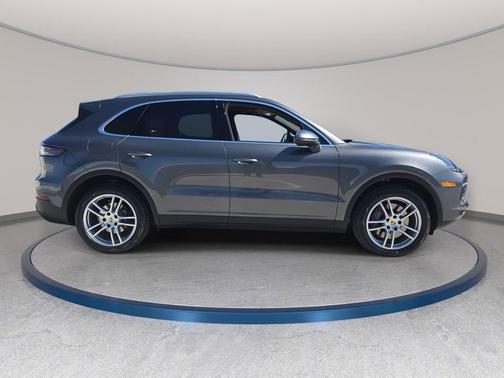 Quartzite Grey Metallic 2023 Porsche Cayenne Cayenne