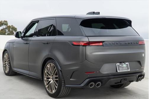 2025 Land Rover Range Rover Sport SV