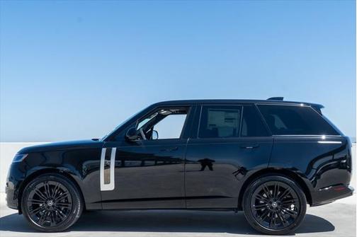 2025 Land Rover Range Rover SV