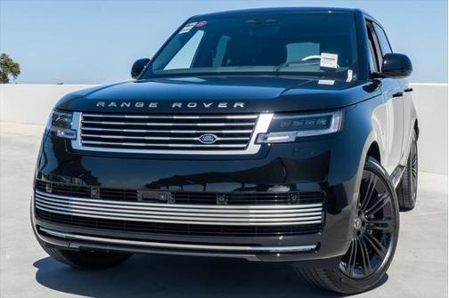 2025 Land Rover Range Rover SV