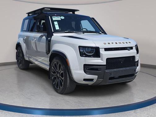 Borasco Gray Metallic 2026 Land Rover Defender 110 V8