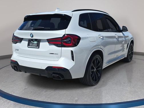 Mineral White Metallic 2024 BMW X3 xDrive30i