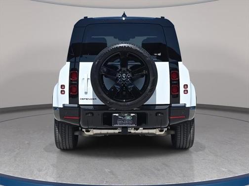 2025 Land Rover Defender X-Dynamic SE