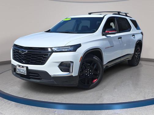 Summit White 2023 Chevrolet Traverse Premier