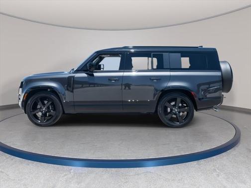 2025 Land Rover Defender V8