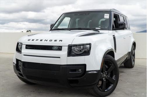 2025 Land Rover Defender X-Dynamic SE