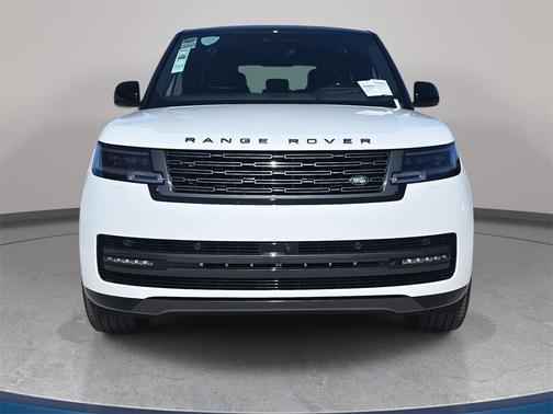 2026 Land Rover Range Rover SE