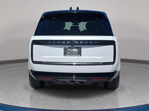 2026 Land Rover Range Rover SE