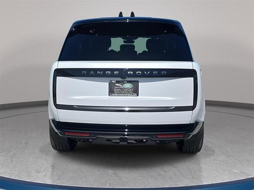 2026 Land Rover Range Rover SE