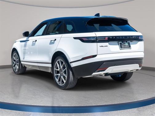 2026 Land Rover Range Rover Velar Dynamic SE