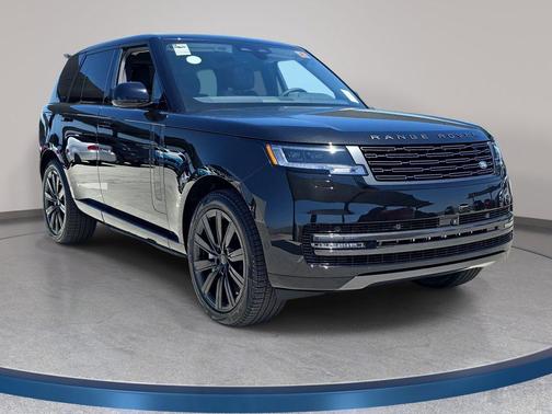 Santorini Black 2026 Land Rover Range Rover SE