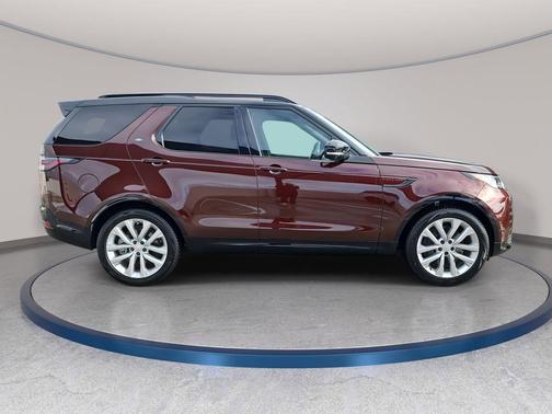 Sedona Red 2026 Land Rover Discovery Gemini Edition