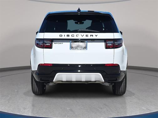 2025 Land Rover Discovery Sport SE