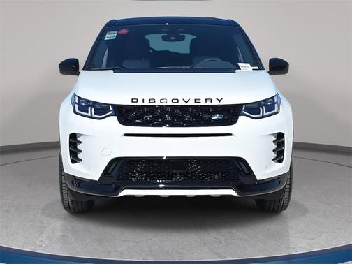 2025 Land Rover Discovery Sport SE