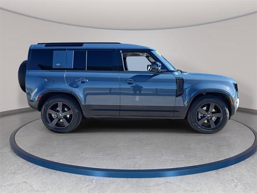 2022 Land Rover Defender S