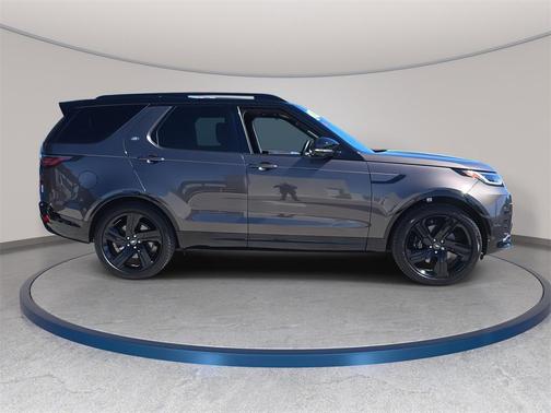 2025 Land Rover Discovery Metropolitan Edition
