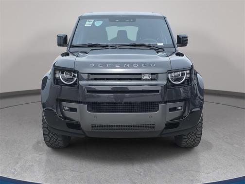 2026 Land Rover Defender P400 Outbound