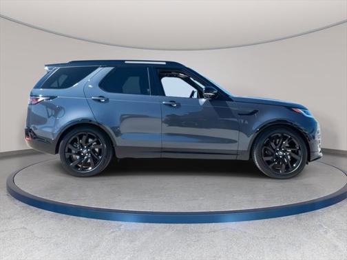 2024 Land Rover Discovery Dynamic SE