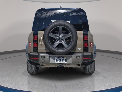 2022 Land Rover Defender X-Dynamic SE