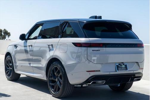 2025 Land Rover Range Rover Sport SE