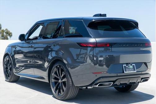 2025 Land Rover Range Rover Sport SE