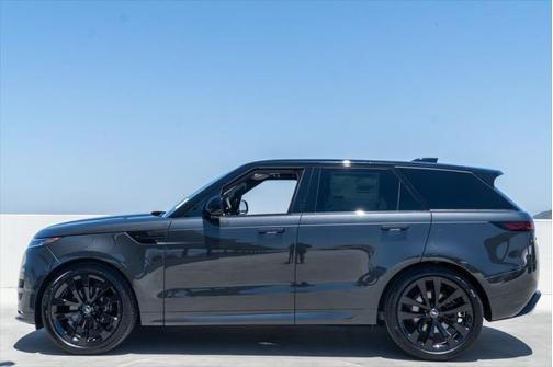 2025 Land Rover Range Rover Sport SE