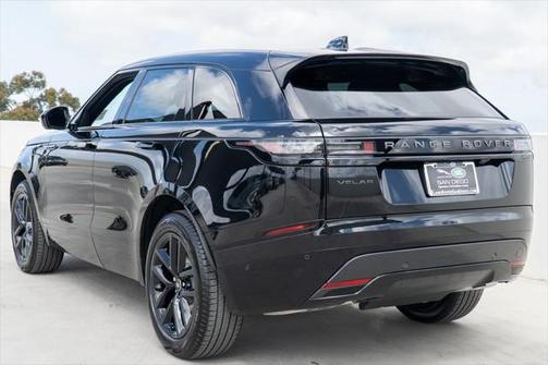 2026 Land Rover Range Rover Velar P250 SE R-Dynamic