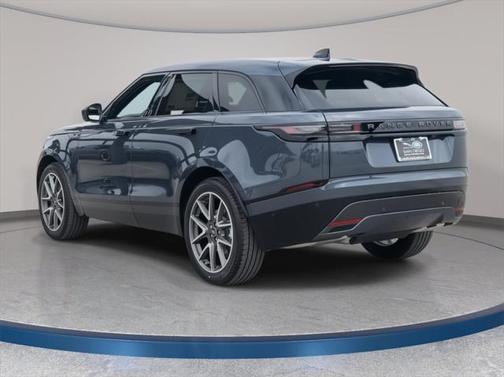2026 Land Rover Range Rover Velar Dynamic SE