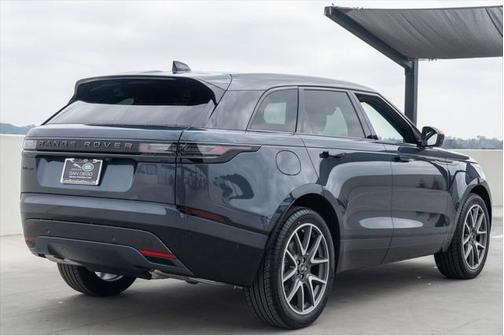 2026 Land Rover Range Rover Velar Dynamic SE