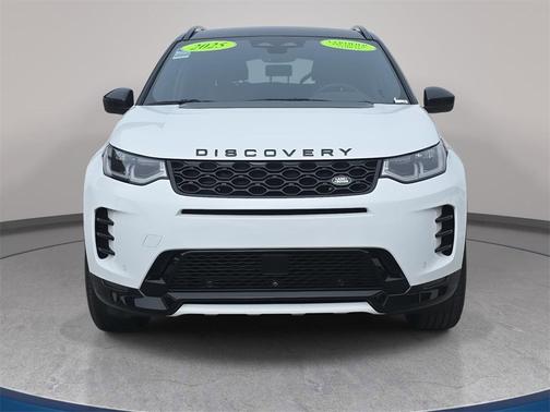 2025 Land Rover Discovery Sport SE