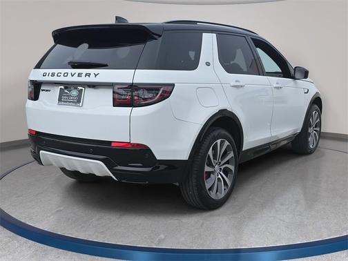 2025 Land Rover Discovery Sport SE