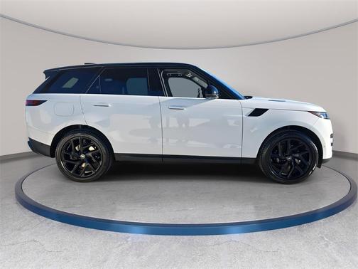 2024 Land Rover Range Rover Sport SE