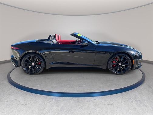 2022 Jaguar F-TYPE R