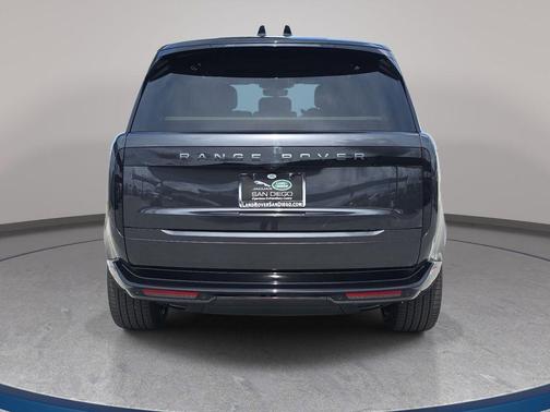 Carpathian Gray Premium Metallic 2026 Land Rover Range Rover SE