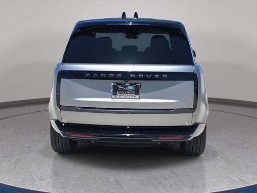 2025 Land Rover Range Rover SE